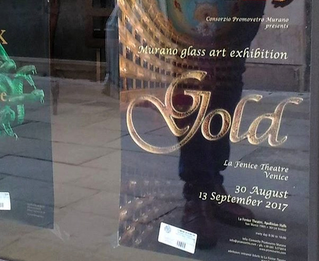 FD-grafica-mostra-gold-locandina-negozi-venezia