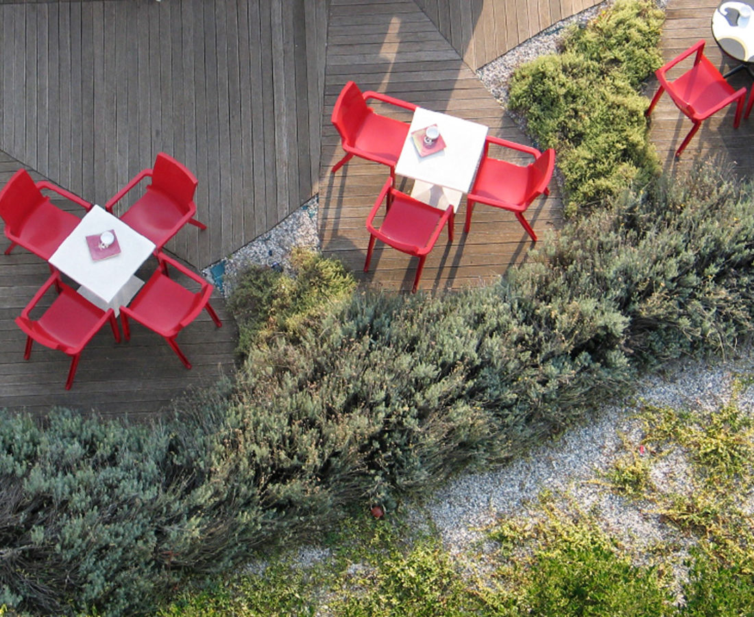 landscape design per la terrazza di un locale in centro Jesolo