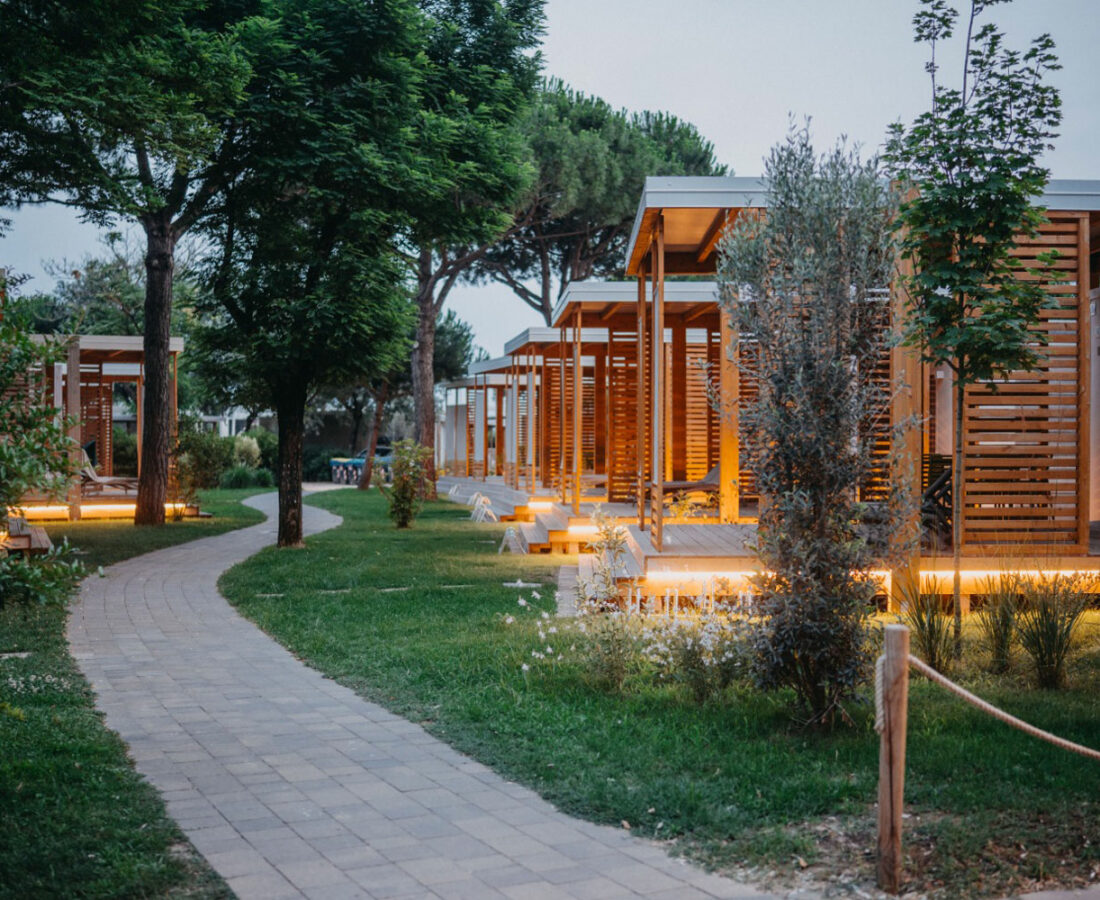 fd_Mobil-home-terrazze-percorsi-betonelle